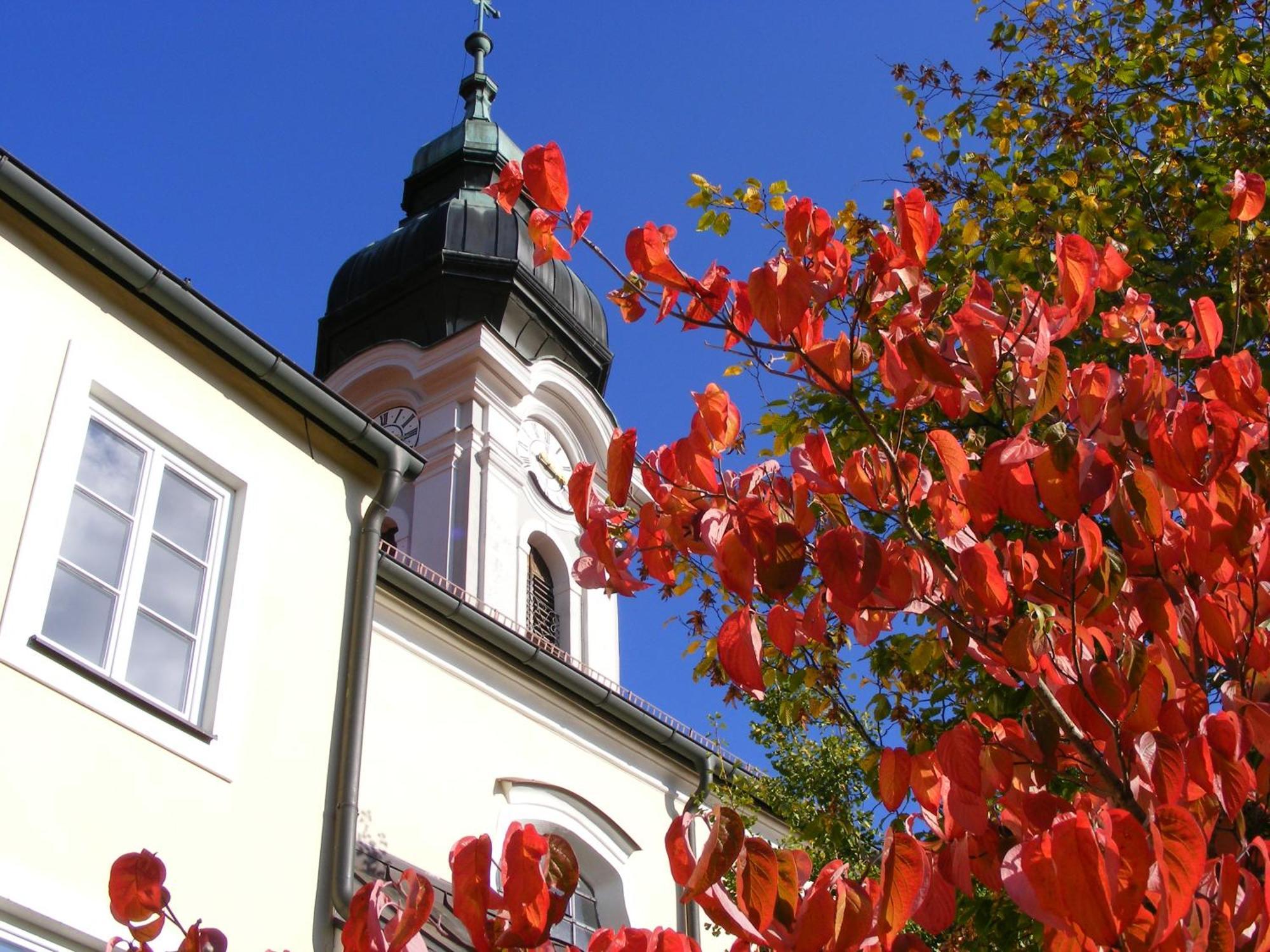 Hotel Haus Der Begegnung Heilig Geist Burghausen Exterior foto